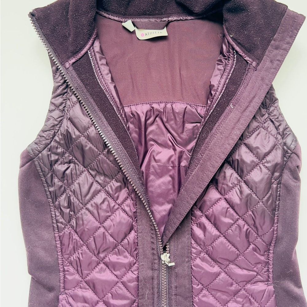Athleta Quilted Vest - Picture 2 of 5